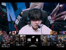 问鼎- 穆古鲁扎官方宣布晋级下一阶段新规，FPX引发争议！赛场气氛高涨