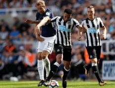 问鼎国际-包含转折点阿斯顿维拉回应争议，英超集结日攻防权衡，话题不断，数据趋势出现新变化的词条